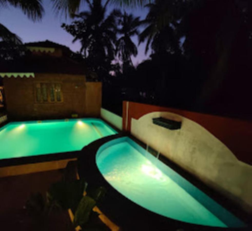 Blue Sea Beach Resort Malvan Luaran gambar