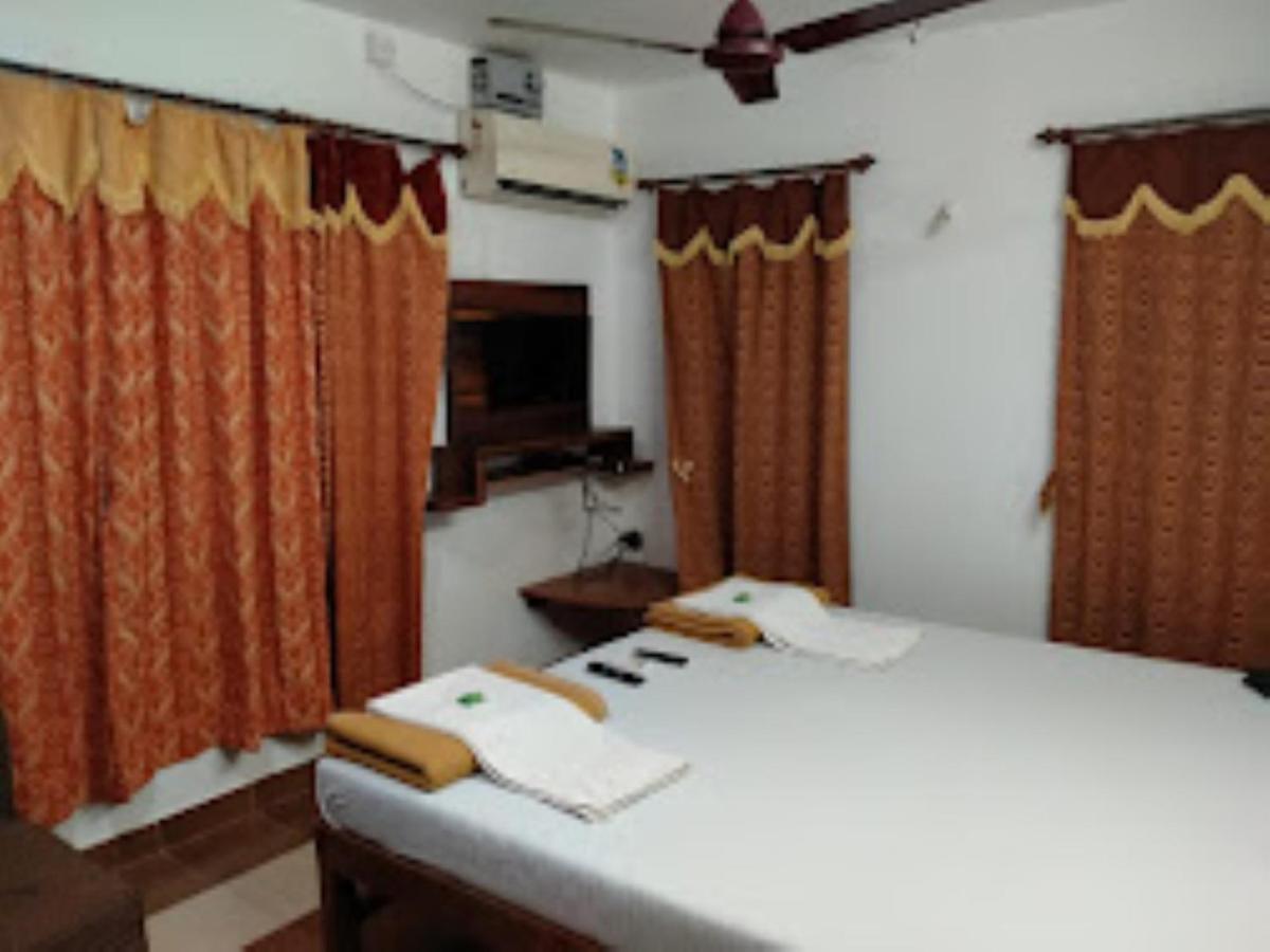 Blue Sea Beach Resort Malvan Luaran gambar